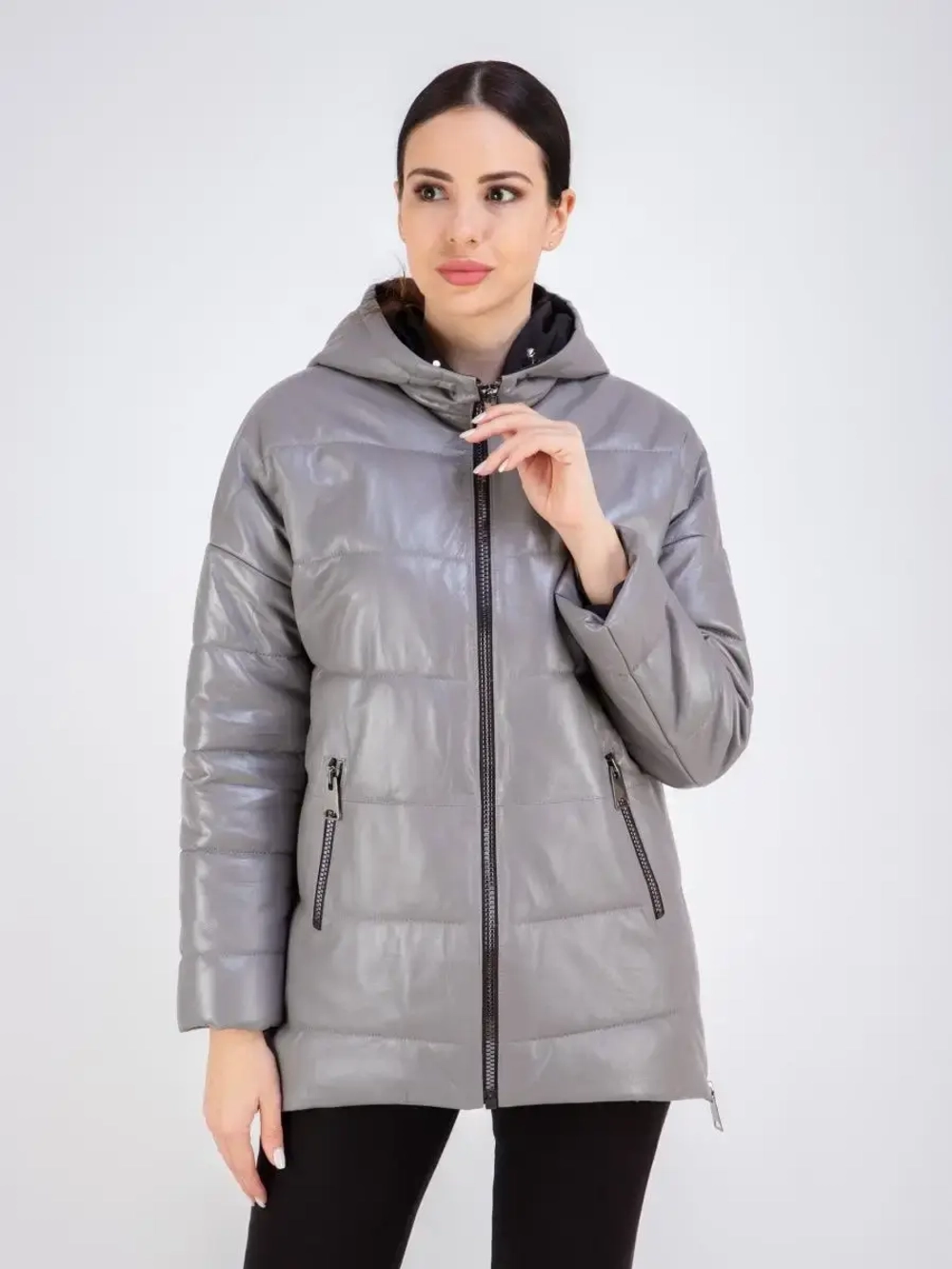 Куртка женская кожаная утепленная с капюшоном