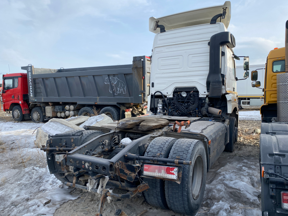 КамАЗ 5490 4x2 Седельный тягач 5490-S5 (Дизель/Газ, 12,0 л, 401 л.с., АТ)