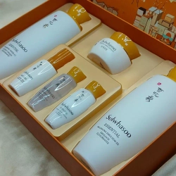 Набор для ухода за кожей Sulwhasoo Essential Balancing Daily Routine Set (6pcs)