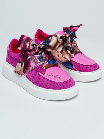 Кеды с лентами