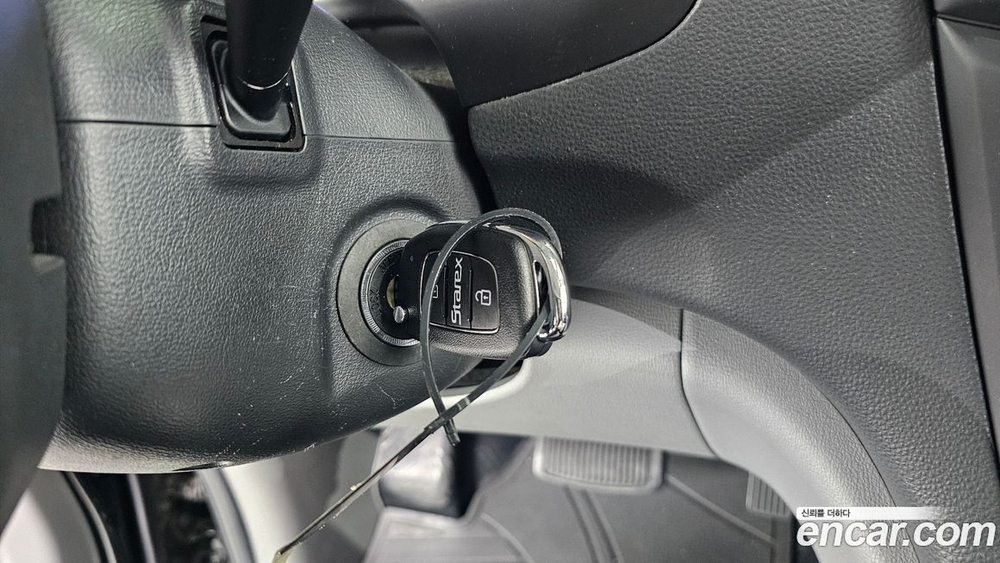 Hyundai The New Grand Starex Van 3-х местный (12.2019)