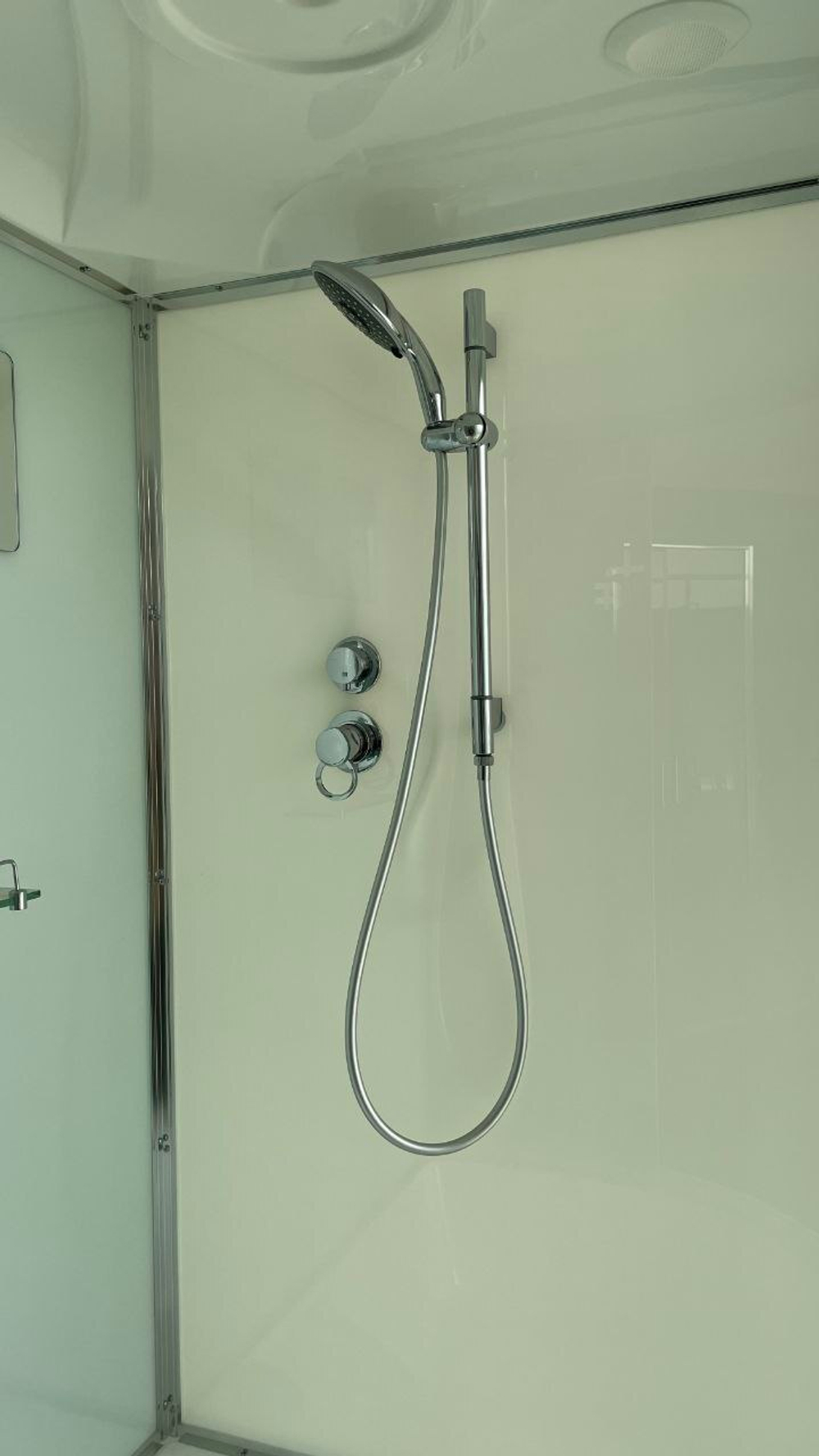 Душевая кабина AvaCan D511S LED
