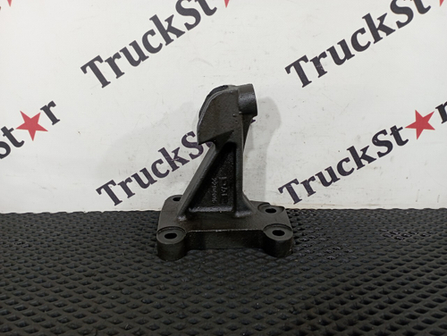 Кронштейн двигателя передний правый 2023г