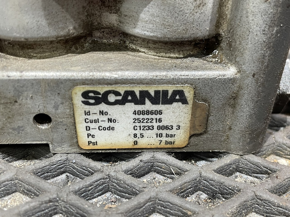 Блок клапанов EGR 2021г.