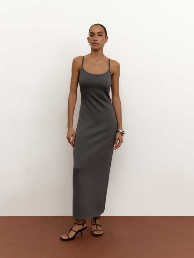 Платье макси на бретелях из трикотажа