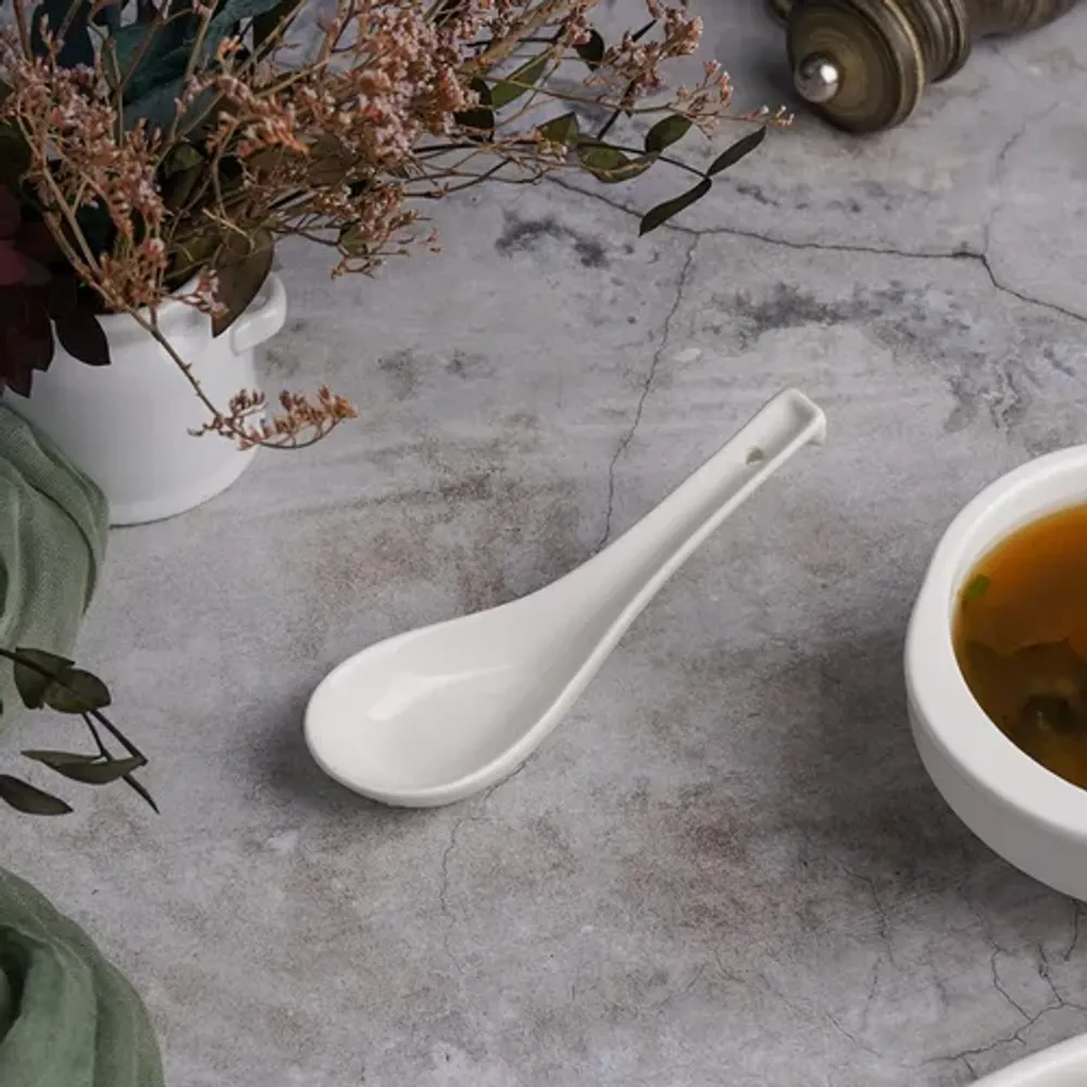 Ложка для мисосупа 15 см белая фарфор P.L. Proff Cuisine [20]