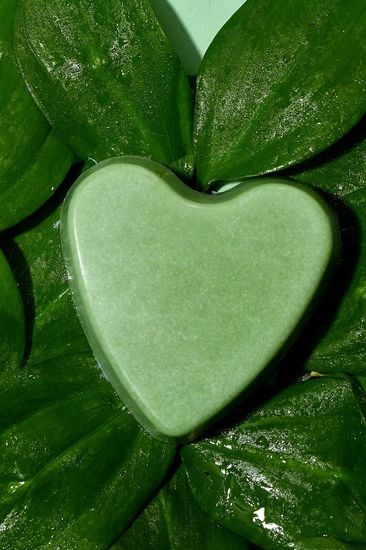 Молочко для умывания твёрдое с экстрактом зеленого кофе, Greena Avocadova, 50 г