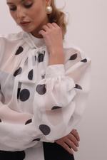 Блейзер из шифона в горох