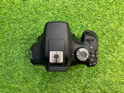 Canon 2000D + 18-55mm 1300 кадров Покупка/Продажа