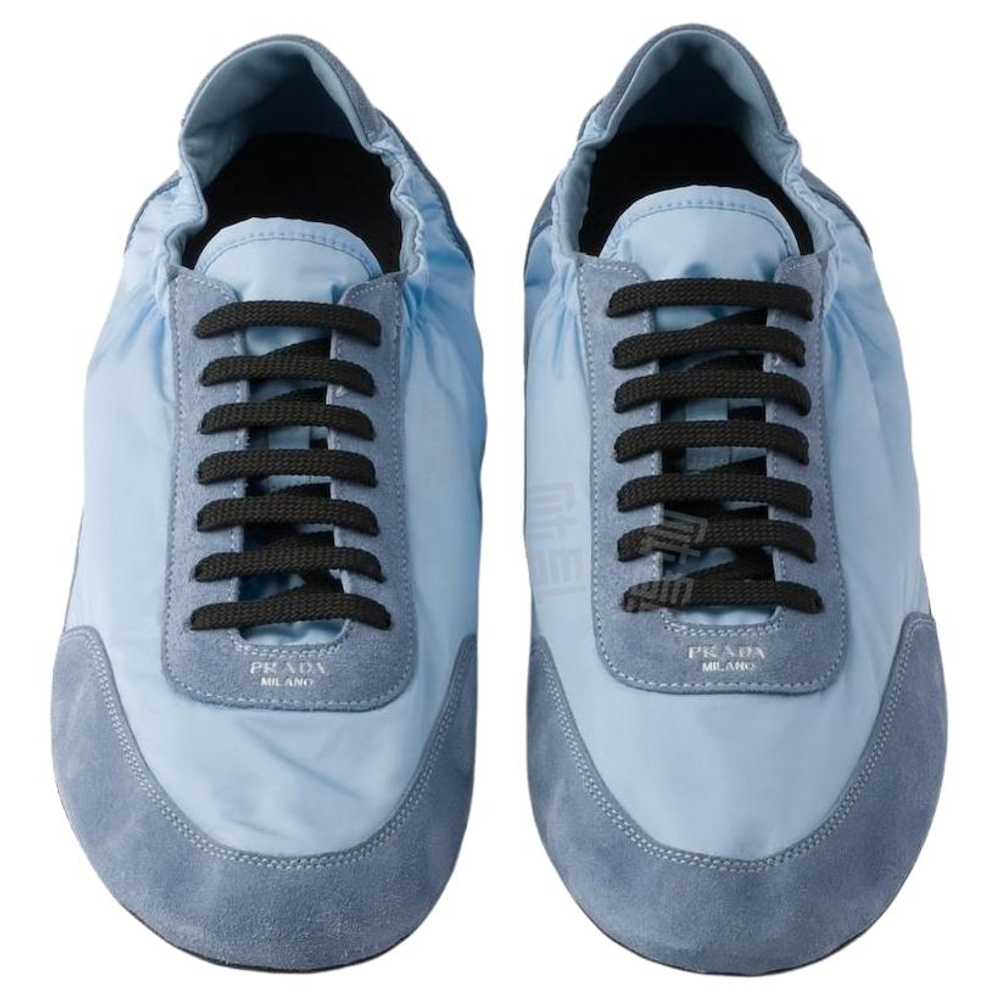 Prada Collapse
