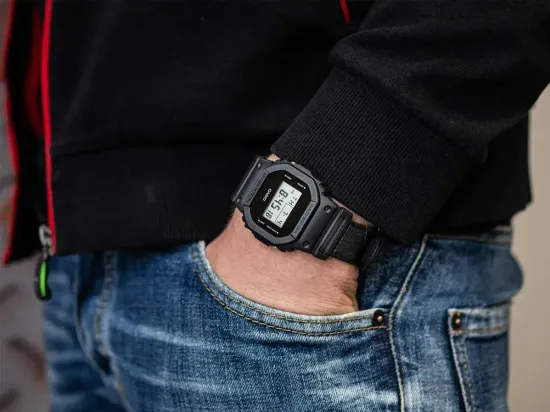 Наручные часы Casio G-Shock DW-5600BCE-1DR