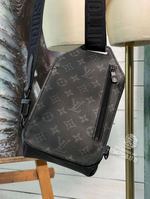 Сумка-слинг Louis Vuitton Saumur