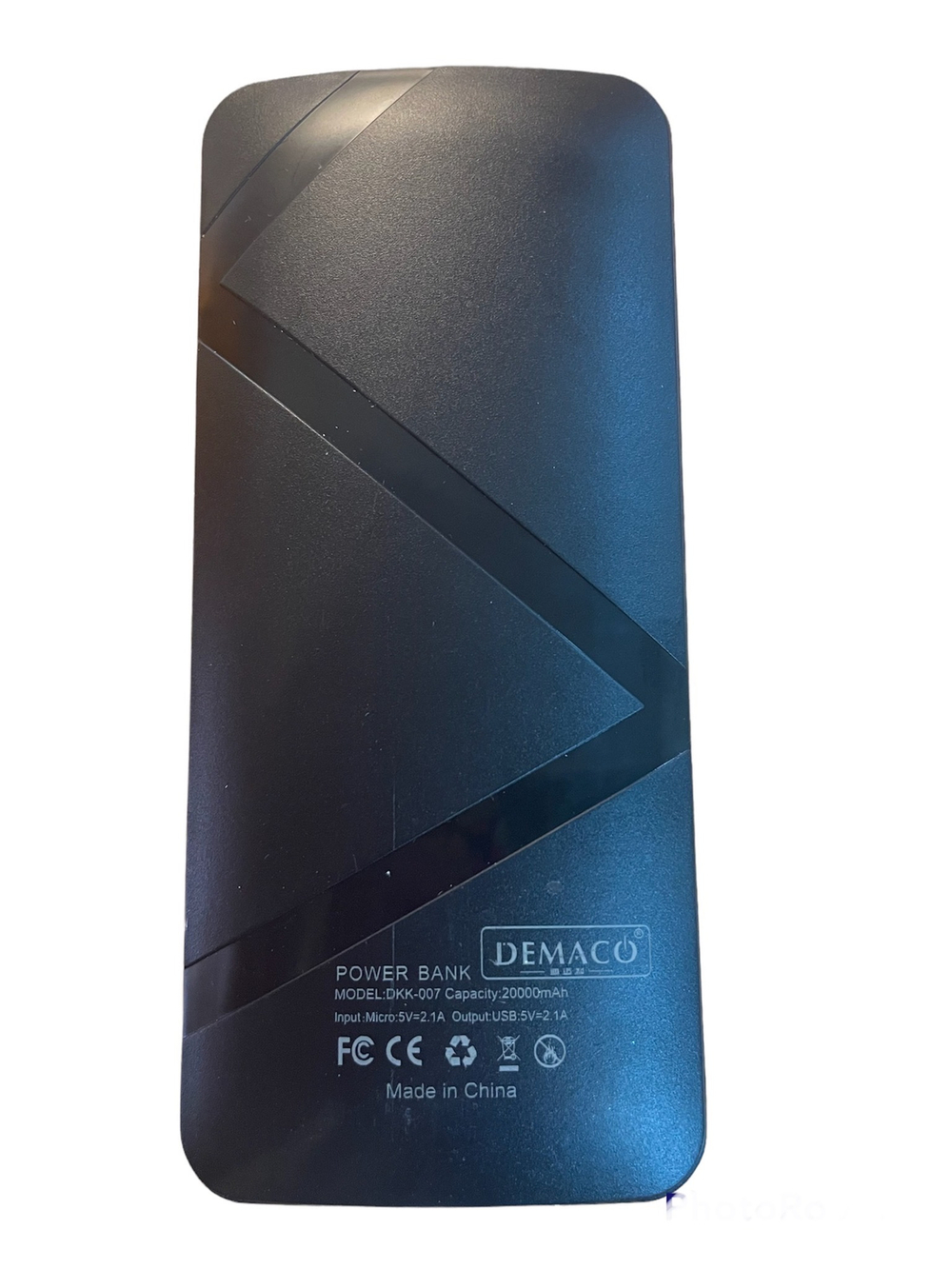 Внешний аккумулятор (Power bank) 3 USB Demaco DKK-007  20000 mAh (черный) с фонариком