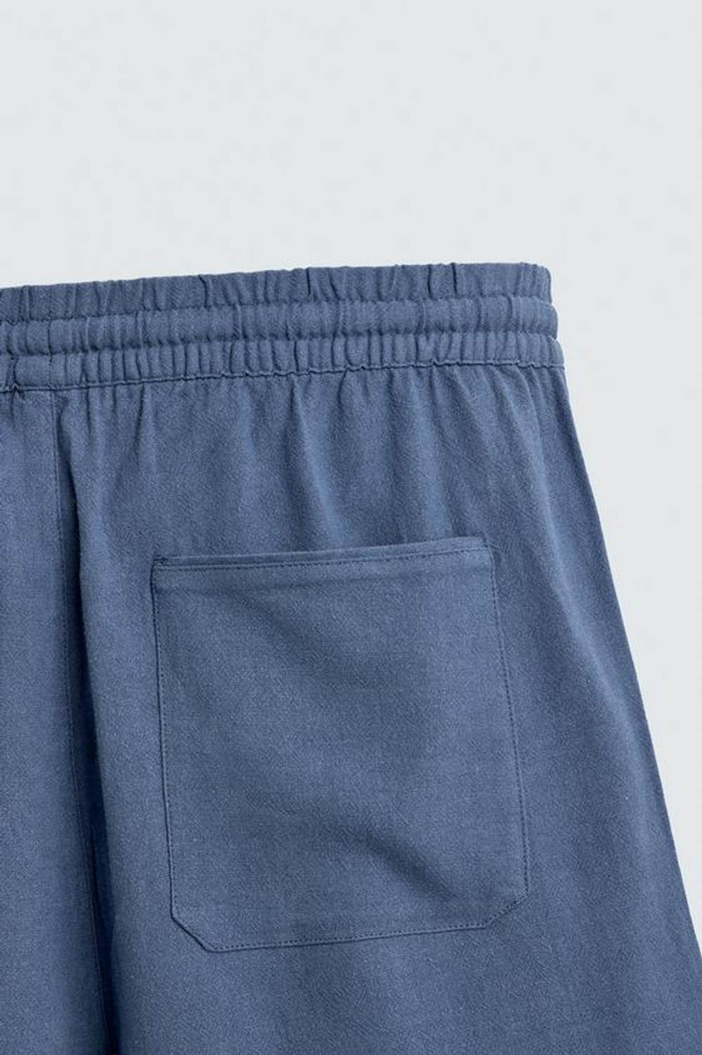ZARA БЕРМУДЫ RELAXED FIT ИЗ ВИСКОЗЫ И ЛЬНА, ГОЛУБОЙ