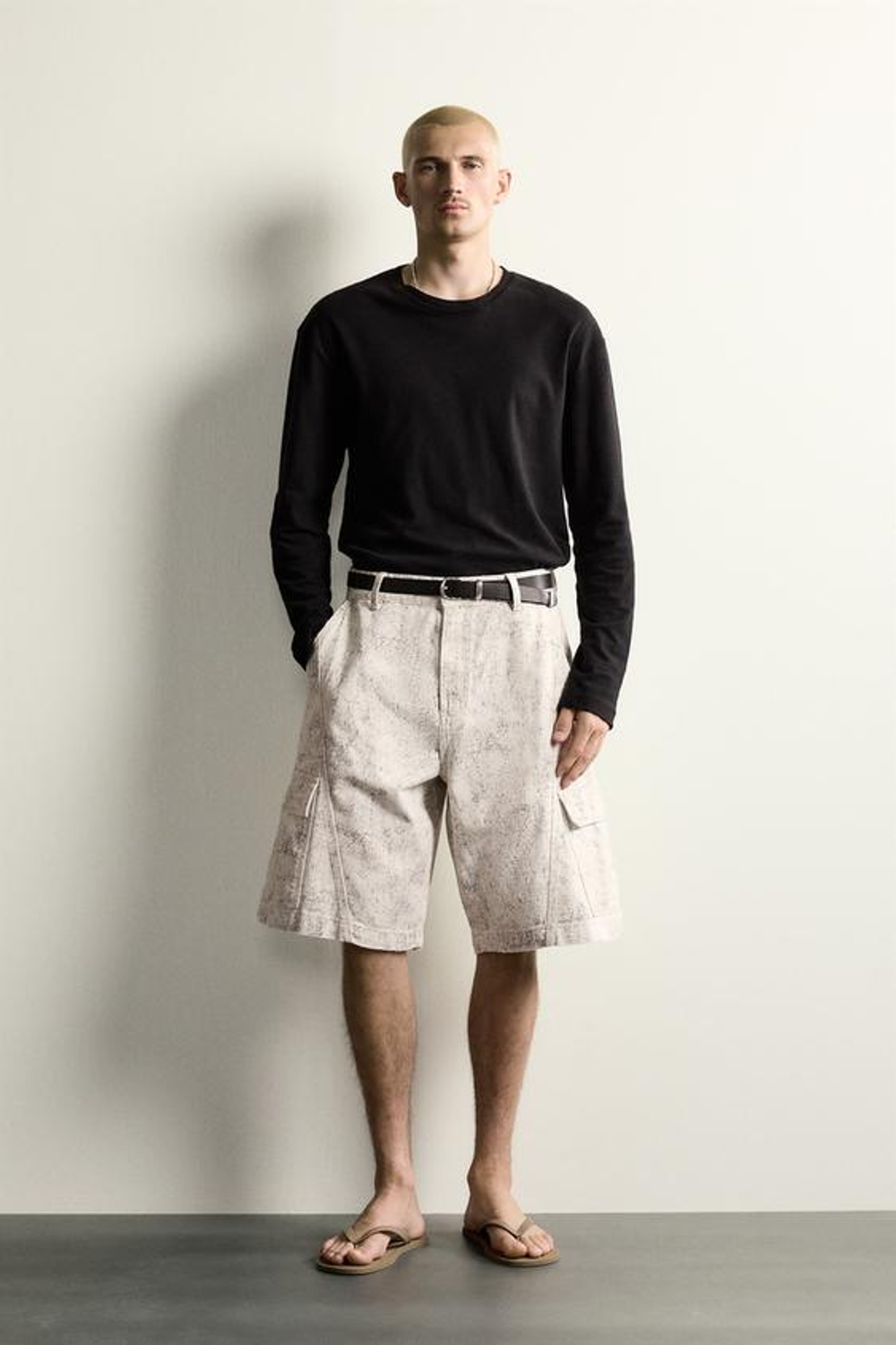 ZARA ШОРТЫ КАРГО RELAXED FIT СО ШВАМИ, С ПРИНТОМ