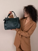 Сумка через плечо классическая