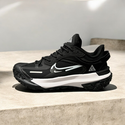 Nike Acg Mountain Fly 2 Low • Black White