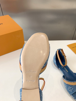 Louis Vuitton Neo Revival Flat