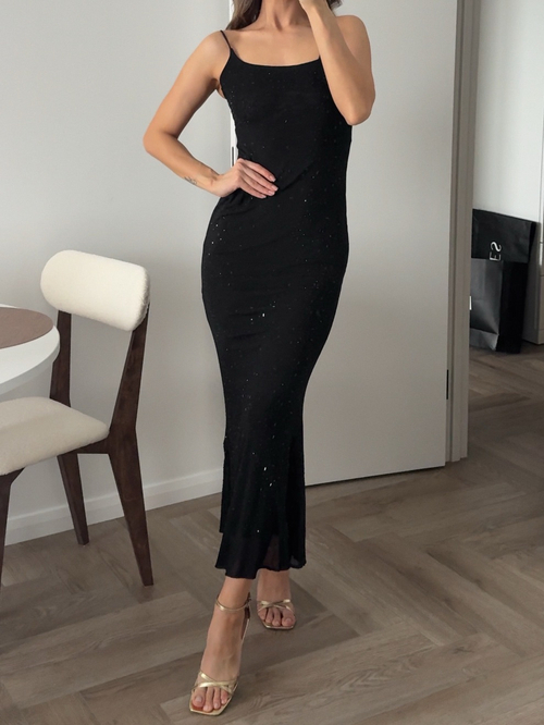 Платье сетчатое, длинное, с камнями и стразами