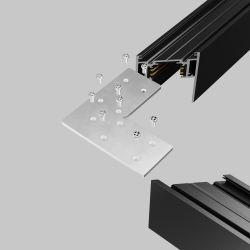 Соединитель угловой для накладного шинопровода Maytoni   TRA010CL-21