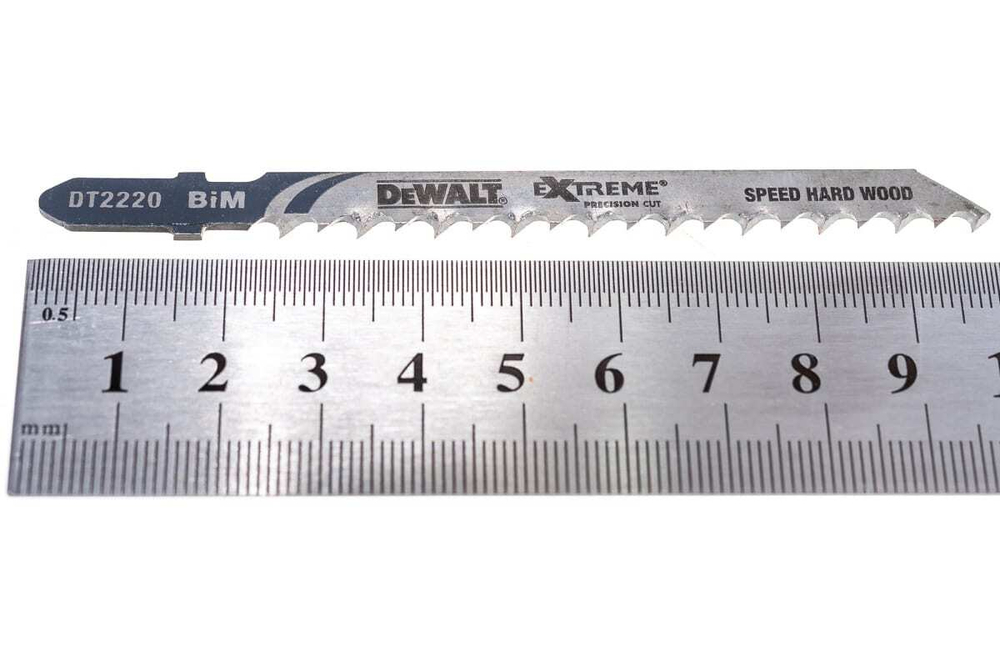 Пилка по дереву T144DF 100х75 мм, шаг 4.0, 3 шт. DEWALT DT2220