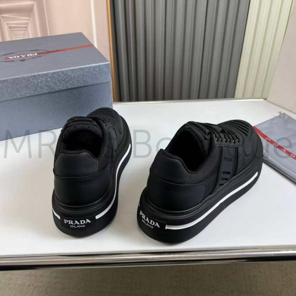 Мужские черные кроссовки Prada Macro с резиновыми вставками