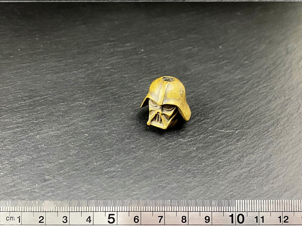 Бусина. Дарт Вейдер