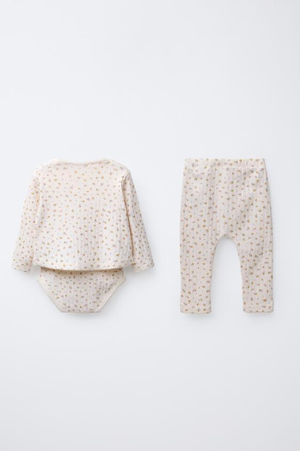 ZARA КОМПЛЕКТ, КУРТКА, БОДИ И ЛЕГИНСЫ С ЦВЕТОЧНЫМ ПРИНТОМ, ЭКРЮ