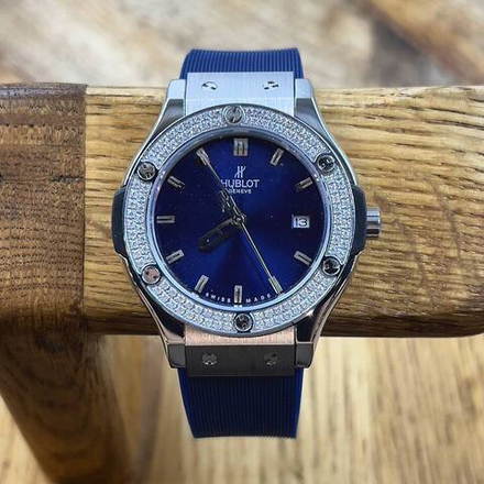 Часы Hublot