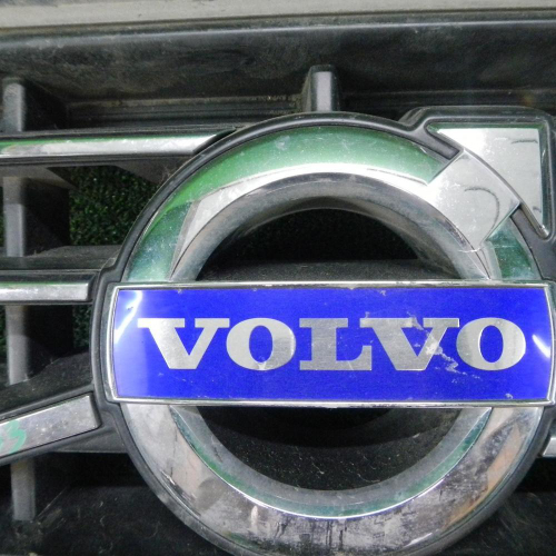 Решетка радиатора Volvo XC60 1 (2013-2017)