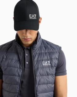 Кепка EA7