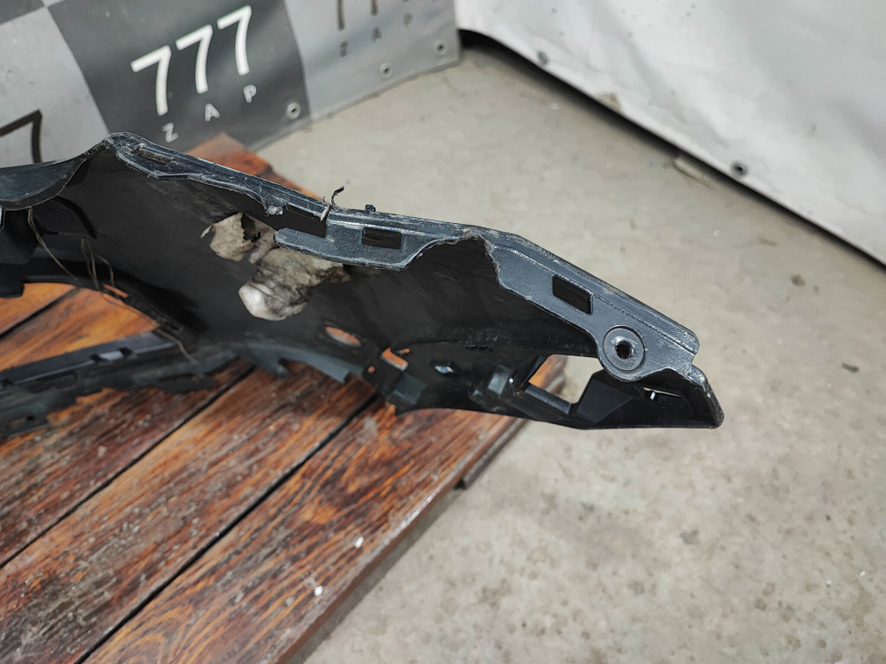 Бампер передний Volkswagen Tiguan 2 16-20 Б/У Оригинал 5NR807217GRU