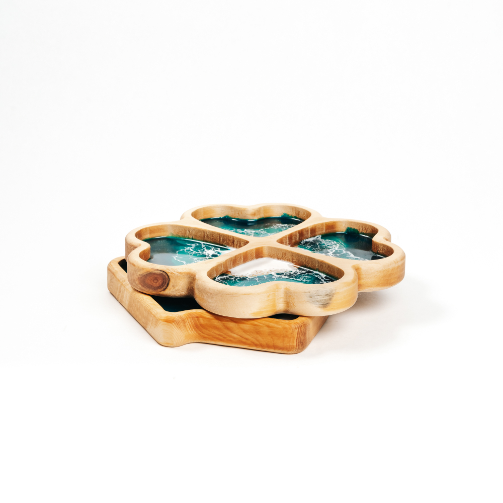 Набор деревянных менажниц из кедра для подачи блюд и закусок "домик" и "клевер". MGN6