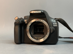 Canon EOS 1100D kit EF-S 18-55mm 3.5-5.6 lll