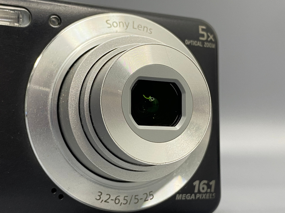 Sony Cyber-shot DSC-W710