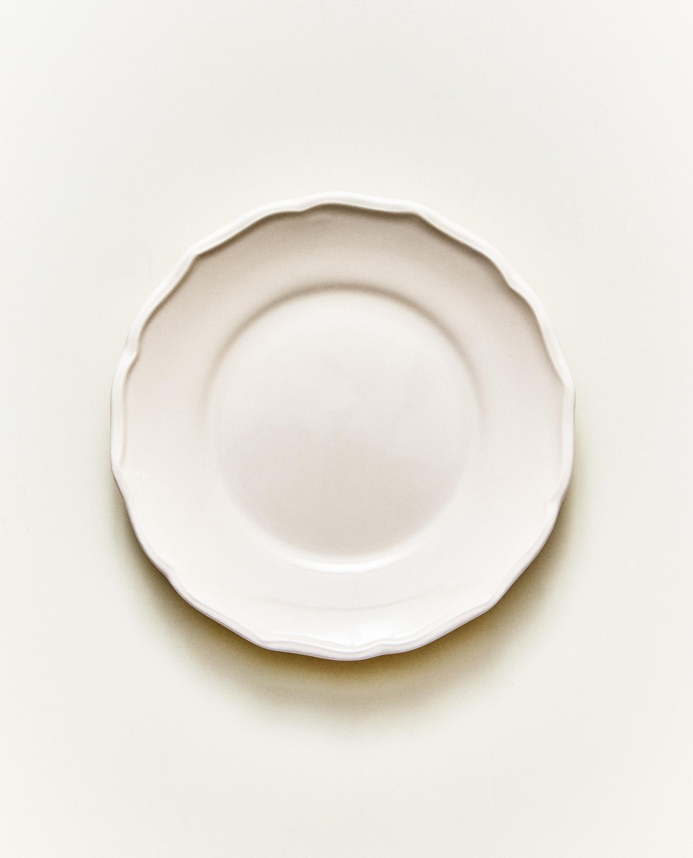 Zara Home тарелка из фаянса, цвет бежевый, 16 см