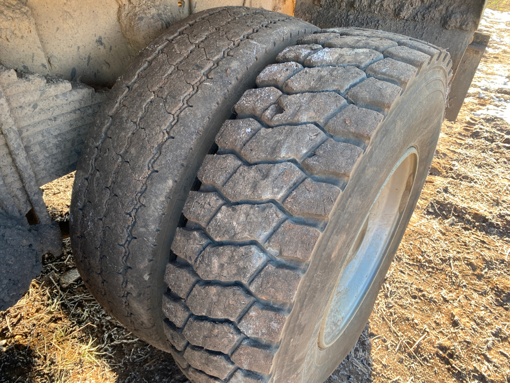 Shacman (Shaanxi) SX* 6x6 Самосвал SX32586T385 (Дизельный, 11,6 л, 369 л.с., МТ)
