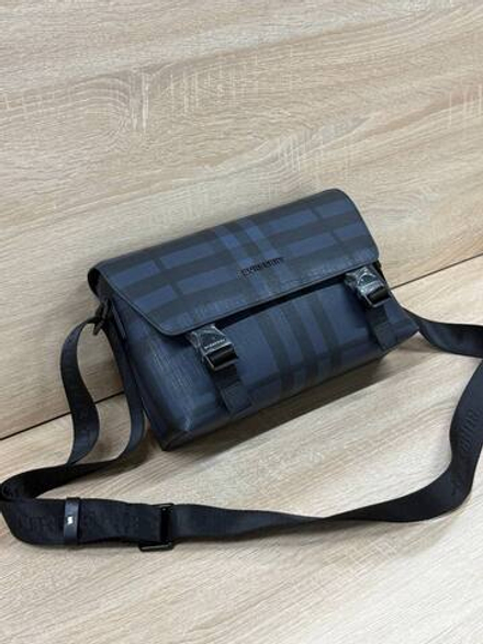 Сумка-мессенджер Burberry