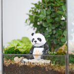 Панда сидячая