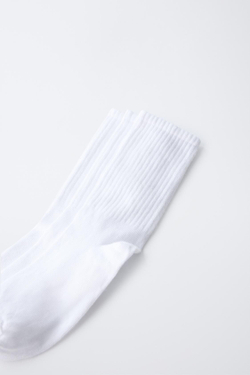 ZARA НАБОР ИЗ ТРЕХ ПАР СПОРТИВНЫХ ВЫСОКИХ НОСКОВ, БЕЛЫЙ