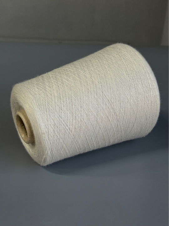 Пряжа Loro Piana Royal 2/58 (70% кашемир, 30% шелк), 2900 м/100 гр, жемчужный серый