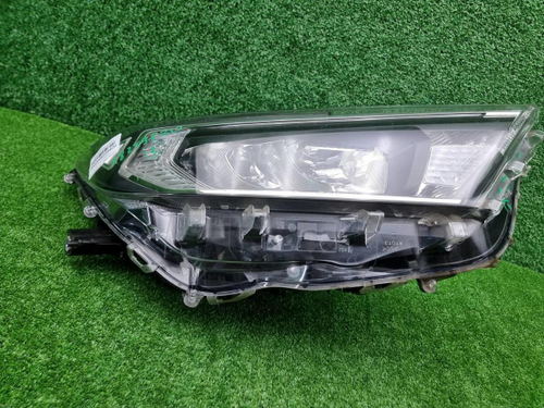 Фара правая Toyota RAV4 5 XA50 (2018-н.в.) LED
