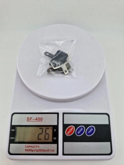 - Тормозные колодки дисковые для велосипеда и самоката