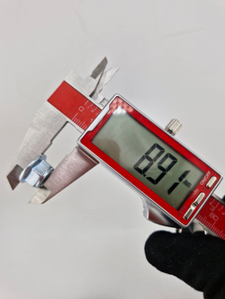 Ролик натяжителя приводной цепи с крепежом для питбайка комплект с болтом D-8мм.