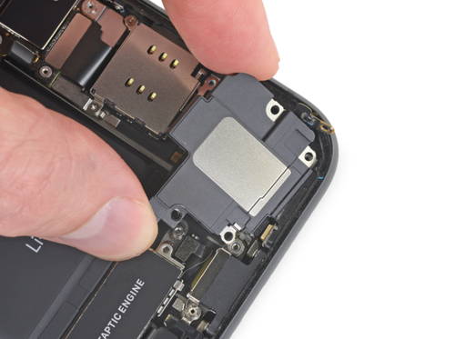 Замена нижнего динамика на iPhone 11