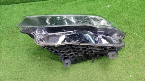 Фара левая BMW X3 F25 X4 F26 (2014-2017) ксенон