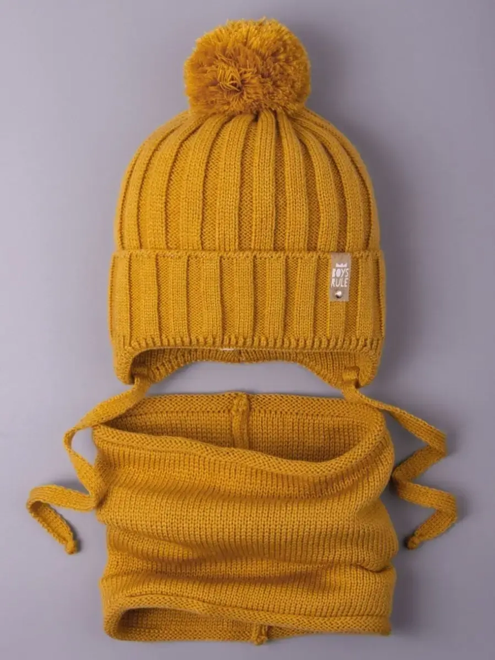 Шапка для мальчика осенняя вязаная и снуд