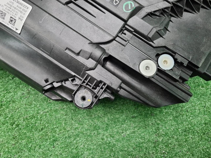 Фара правая Mercedes S W223 (20-нв) Digital Light