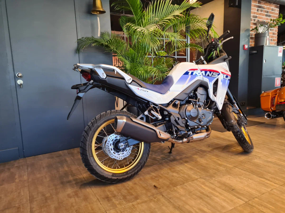 Honda XL750 Transalp (2024 г.)