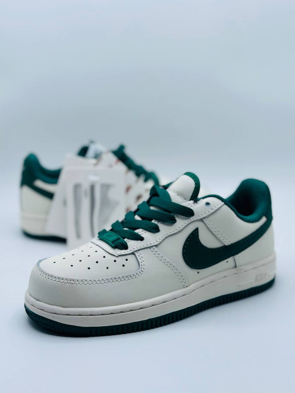 Кроссовки Nike Air Force 1